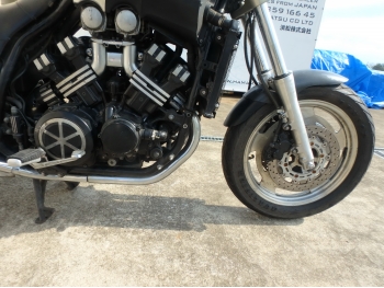 Заказать из Японии мотоцикл Yamaha V-Max VMX1200 1999 фото 18