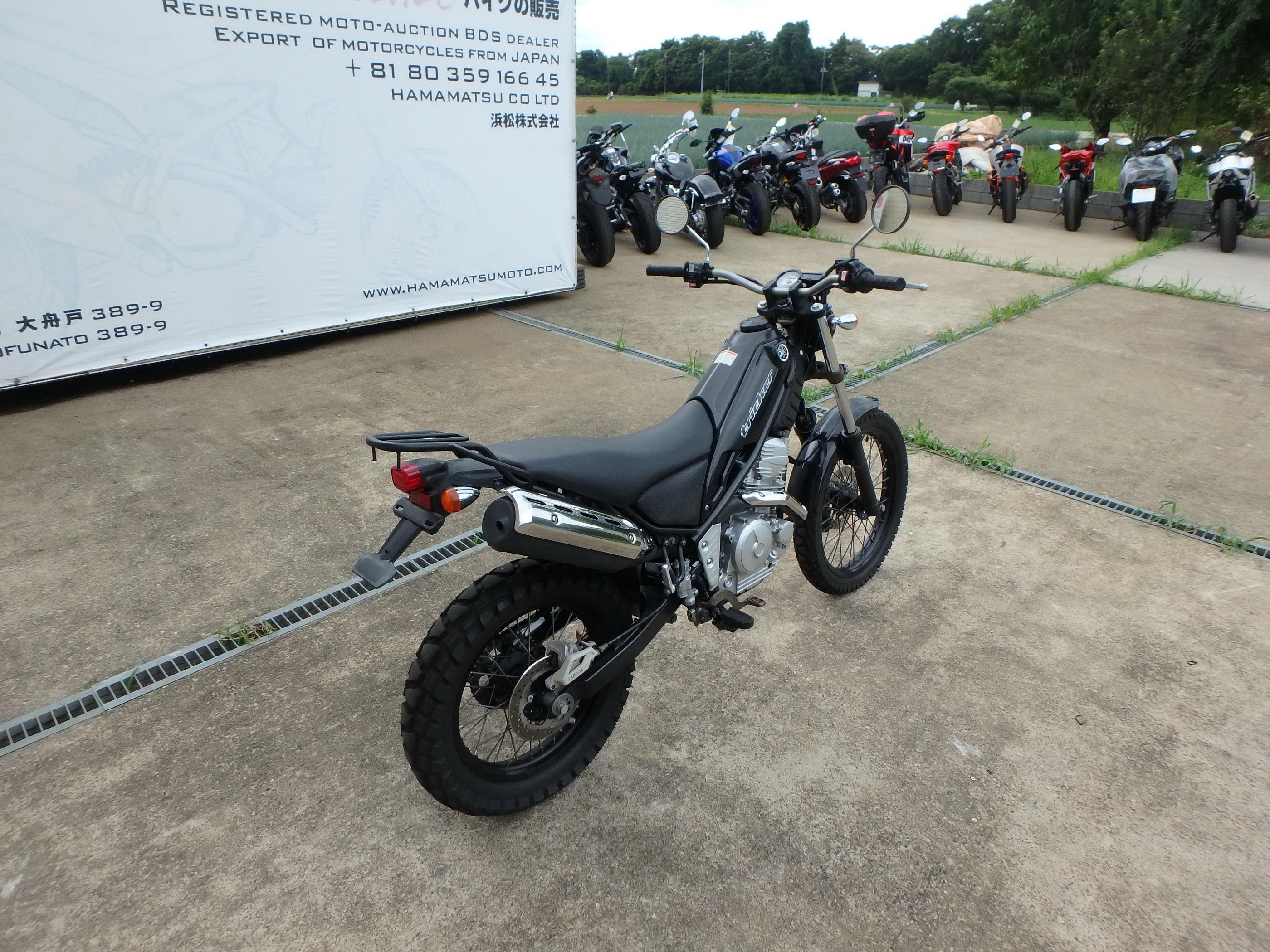 Купить мотоцикл Yamaha XG250 Tricker 2004 фото 9