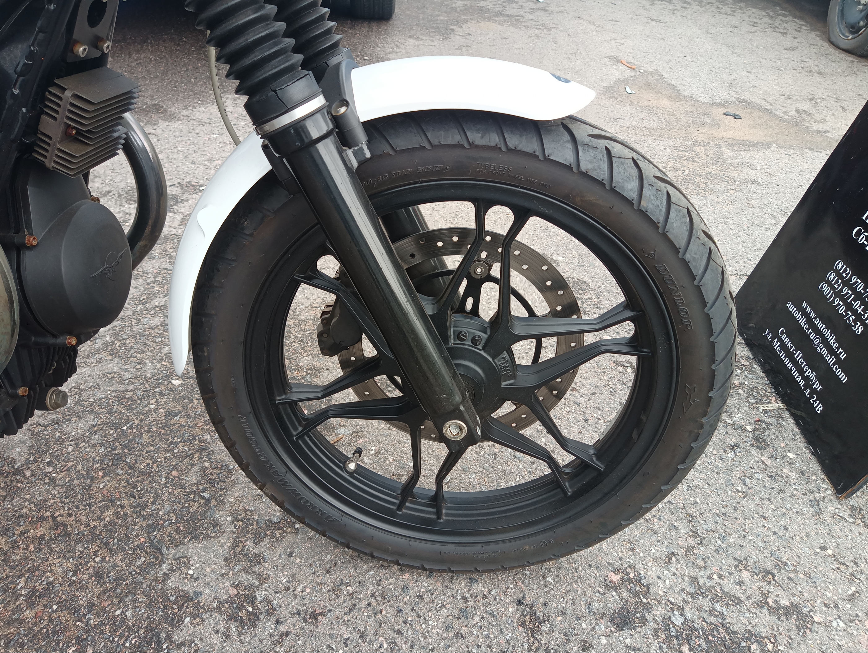 Купить мотоцикл Moto Guzzi V7 Stone 2014 фото 13