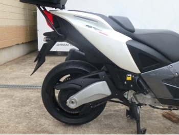 Заказать из Японии мотоцикл Aprilia SRV850 2013 фото 17