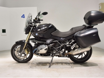     BMW R1200R 2013  1