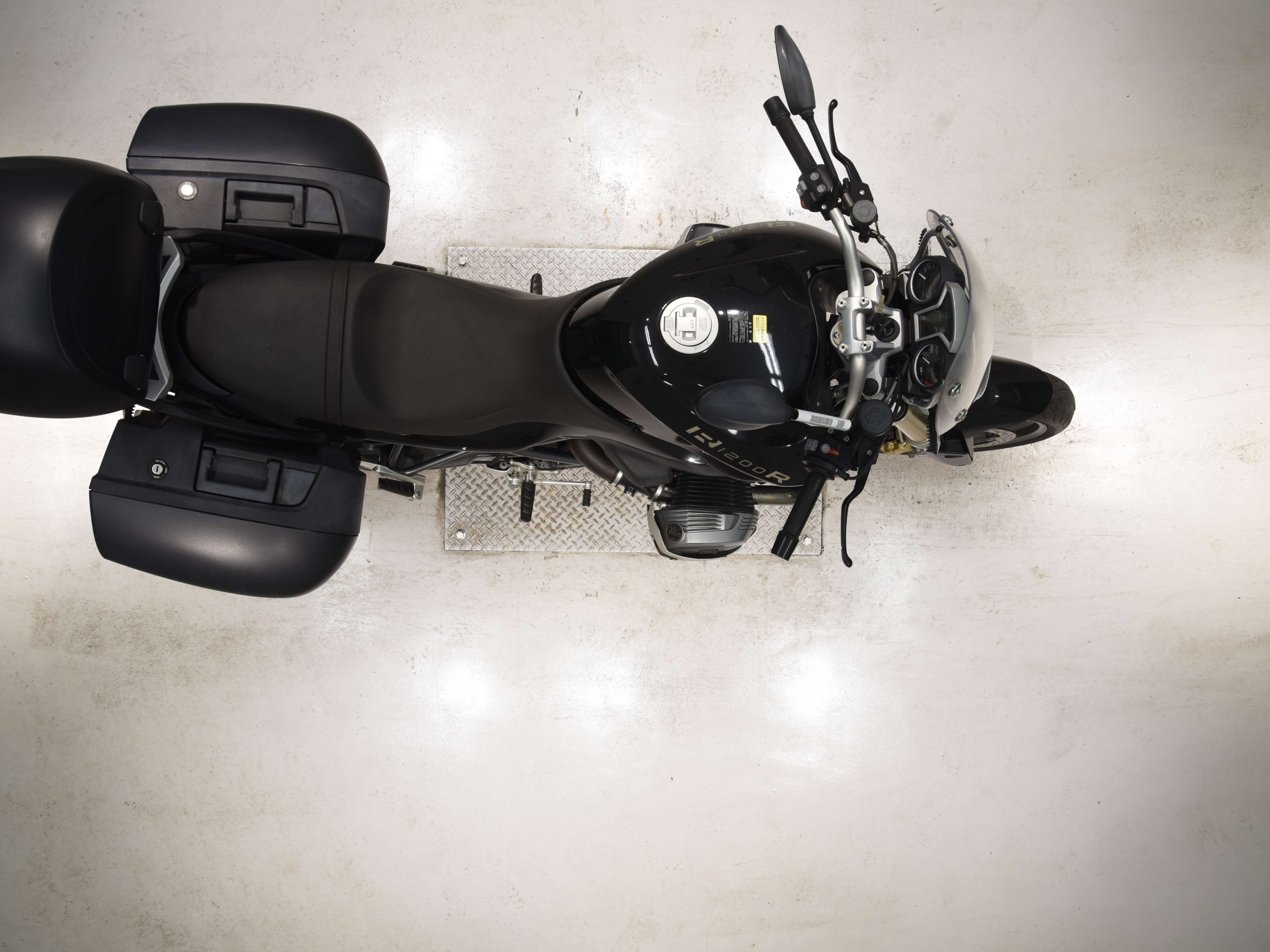 Купить мотоцикл BMW R1200R 2013 фото 3