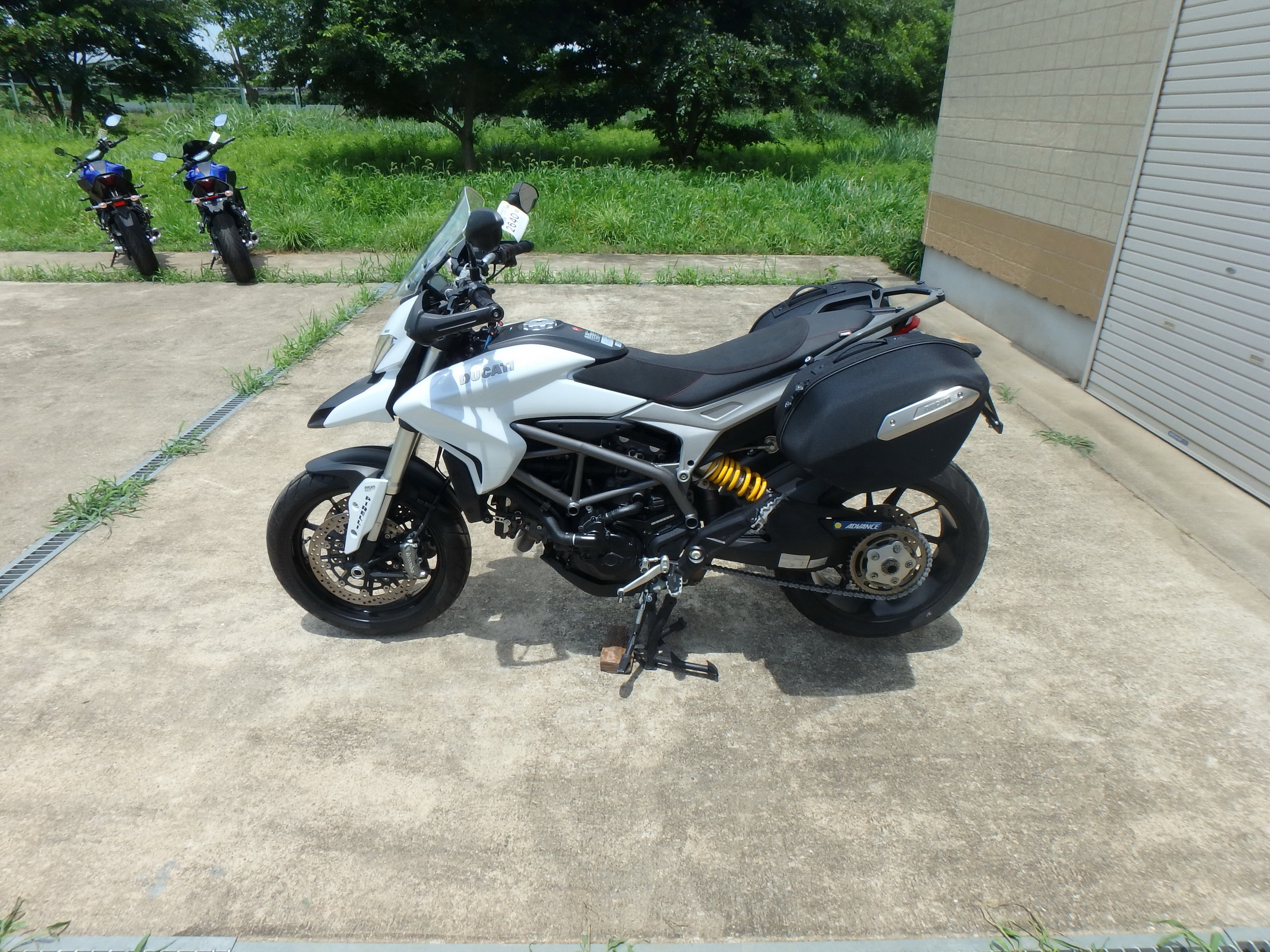 Купить мотоцикл Ducati Hyperstrada820 2013 фото 12
