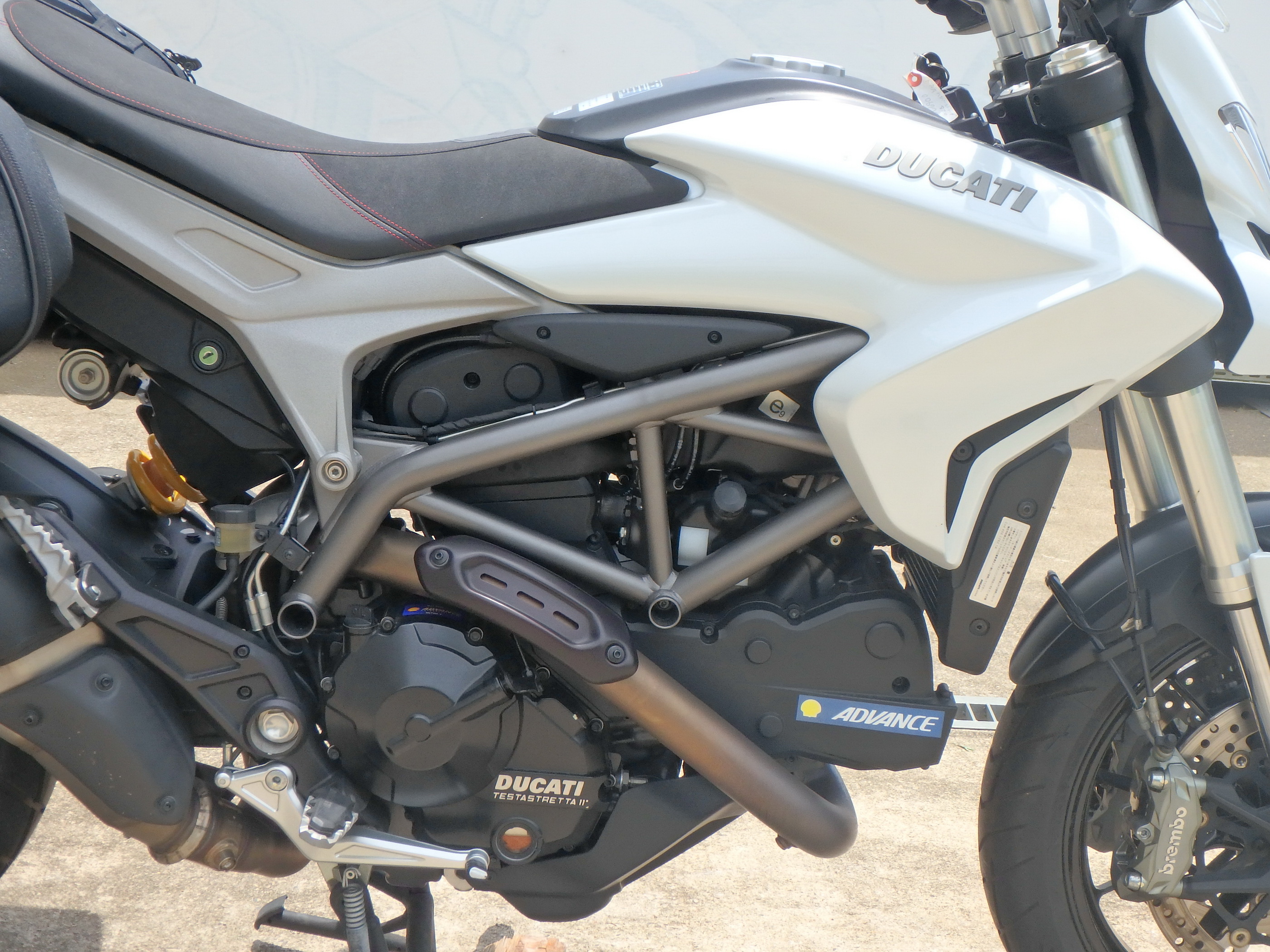 Купить мотоцикл Ducati Hyperstrada820 2013 фото 18