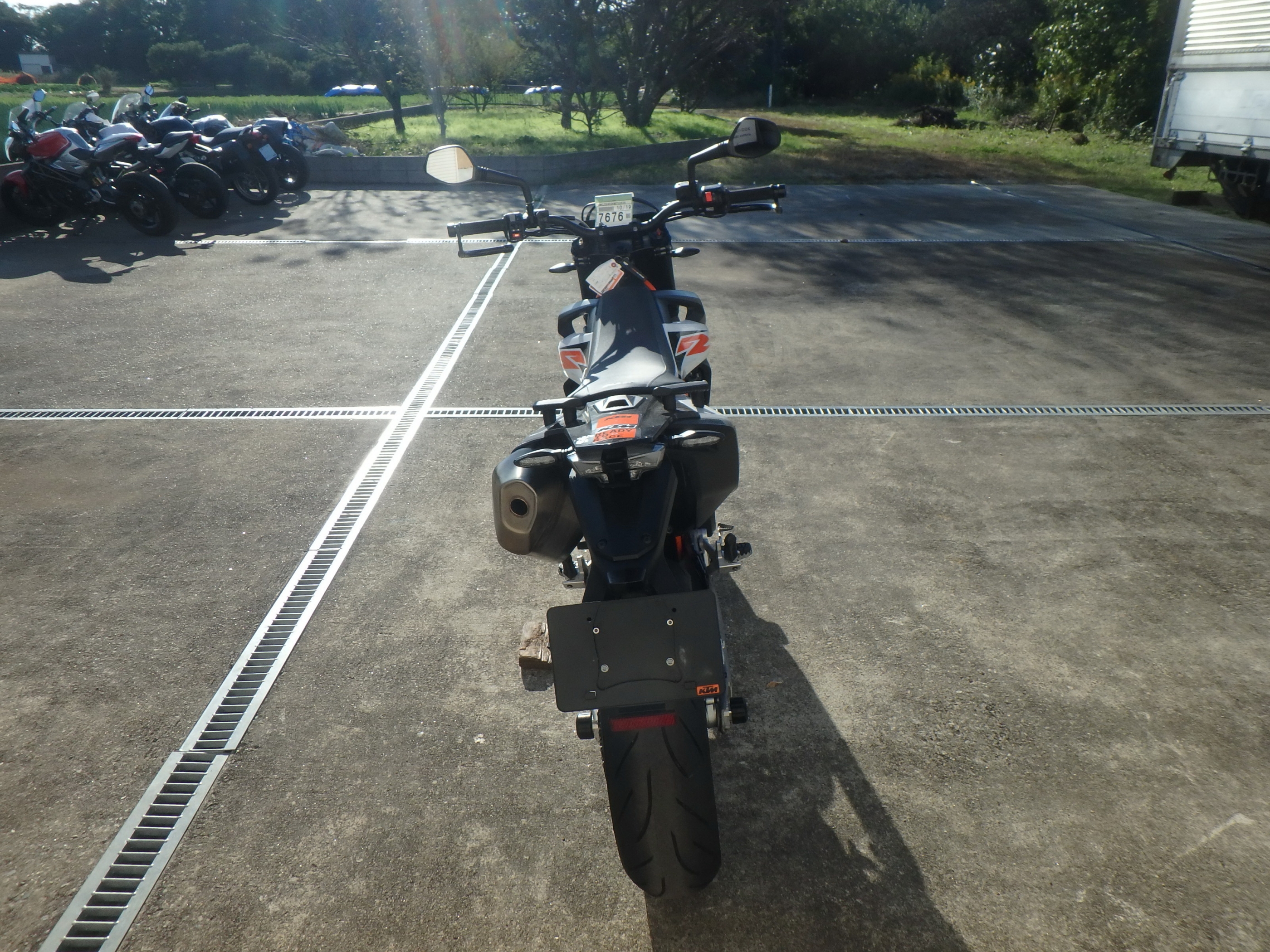 Купить мотоцикл KTM 690 SMC R 2019 фото 10