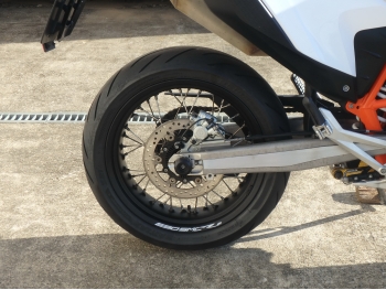 Заказать из Японии мотоцикл KTM 690 SMC R 2019 фото 17