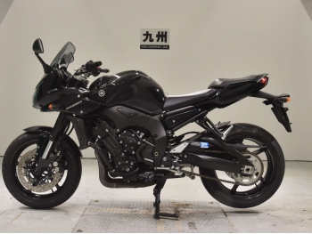     Yamaha FZ-1 Fazer 2011  1