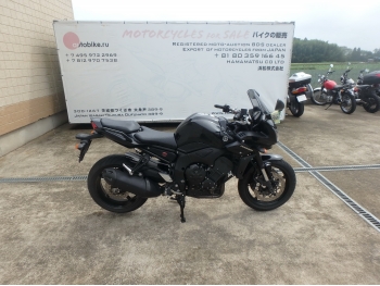     Yamaha FZ-1 Fazer 2011  8