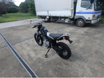     Yamaha XG250 Tricker 2004  11