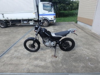     Yamaha XG250 Tricker 2004  12