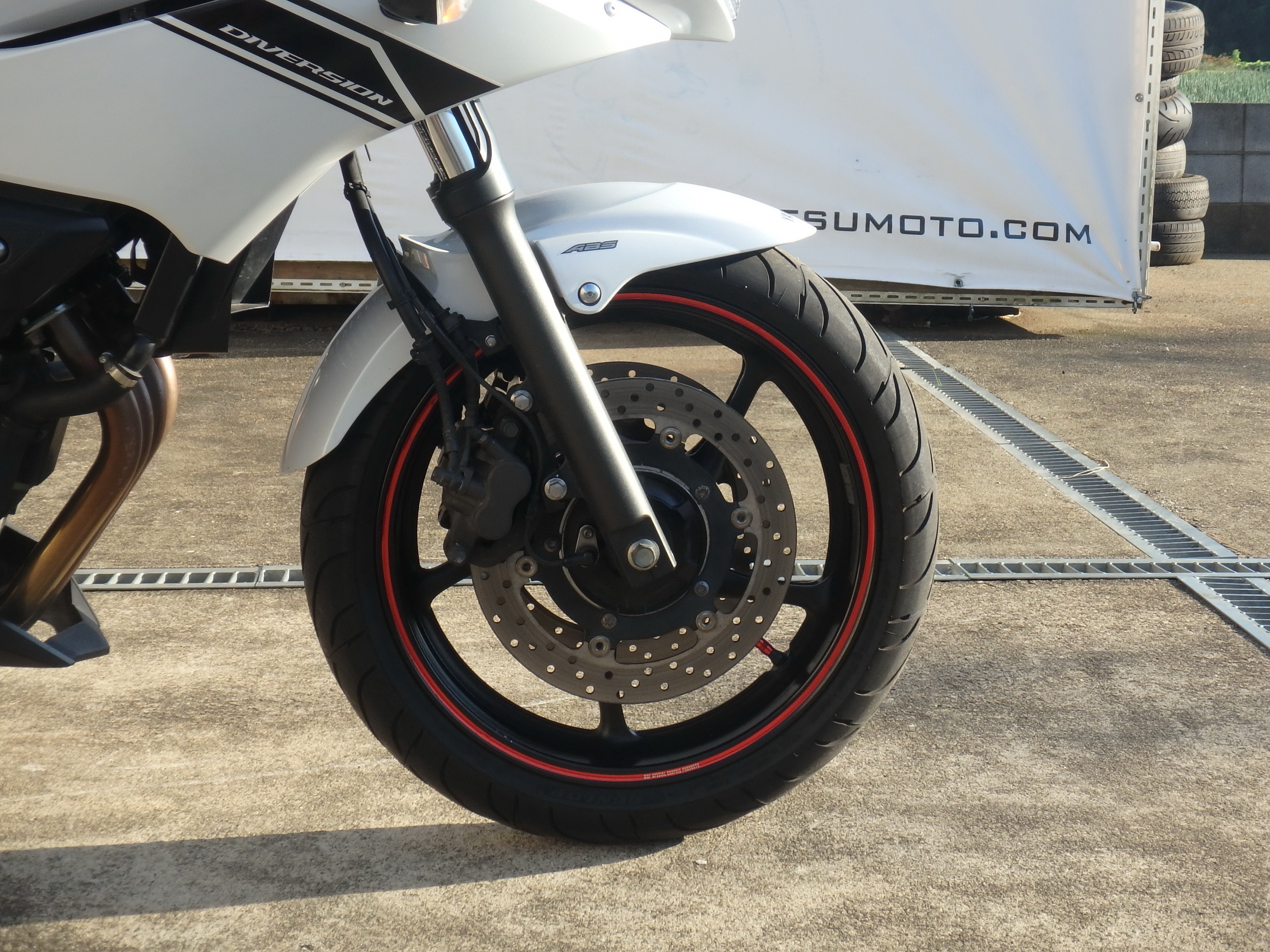 Купить мотоцикл Yamaha XJ6 Diversion A FZ6R ABS 2013 фото 19