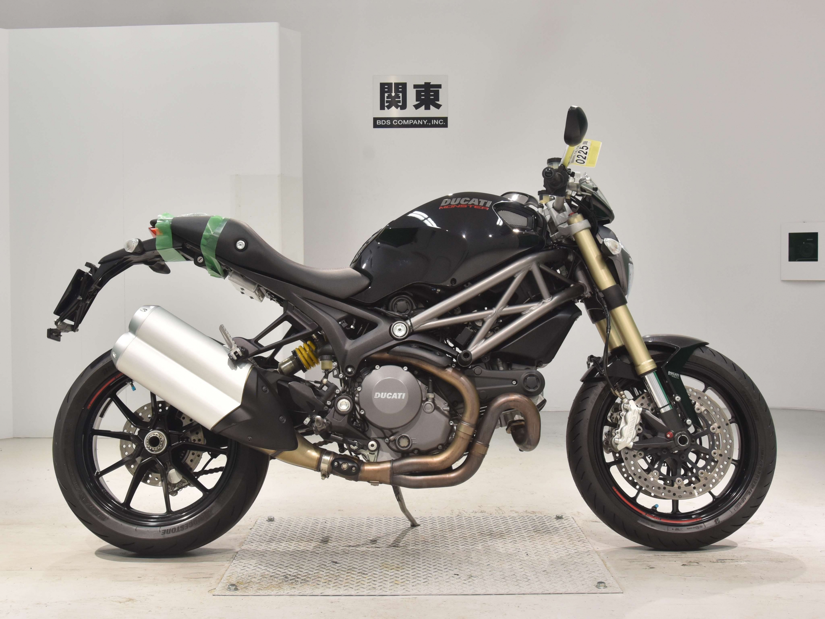 Купить мотоцикл Ducati Monster1100 EVO M1100 2012 фото 2