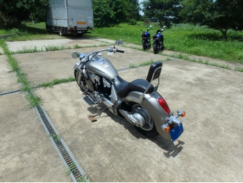     Honda VT1300CR Stateline / ABS 2012  11