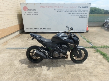     Kawasaki Z800 2014  8