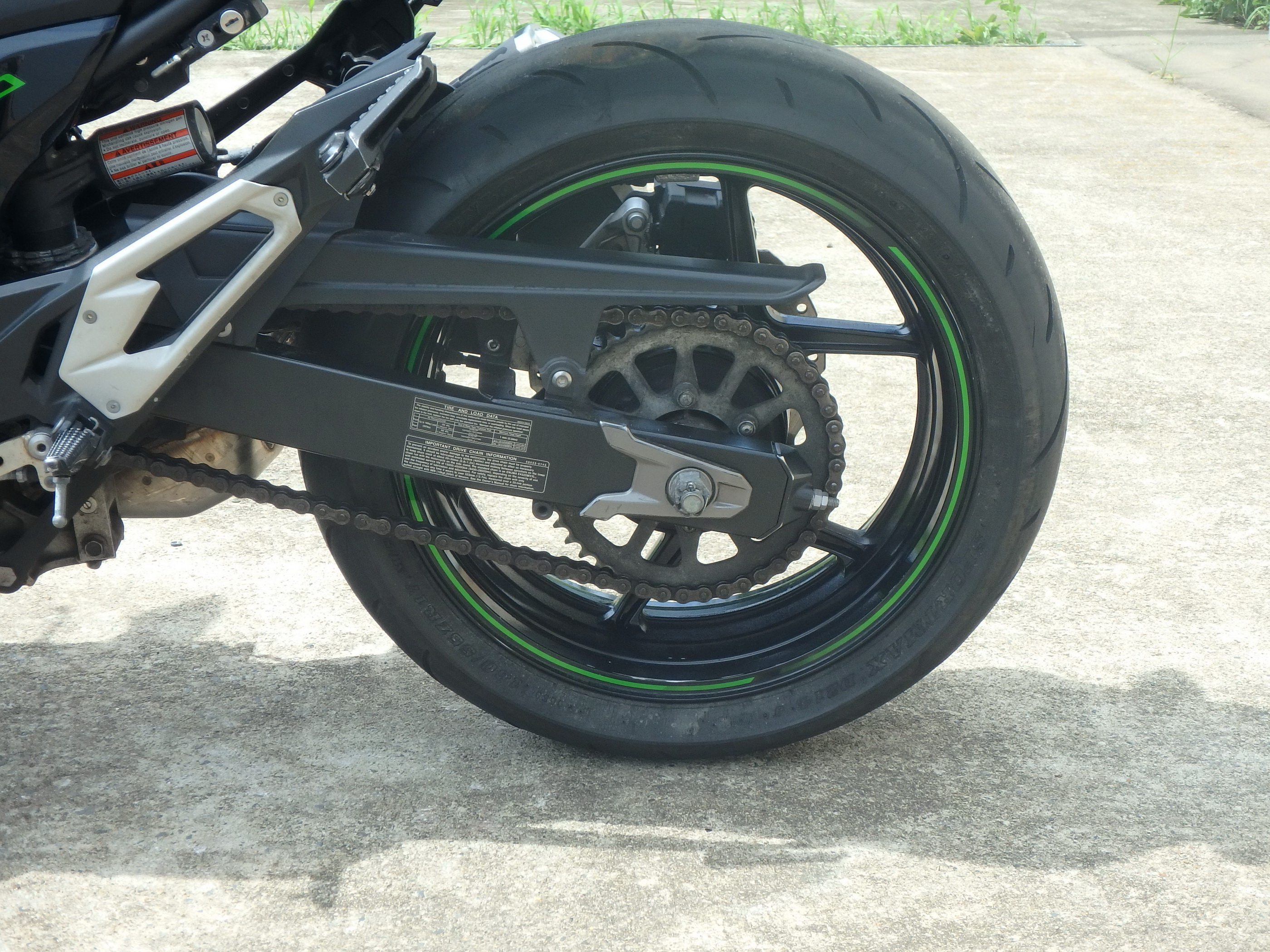 Купить мотоцикл Kawasaki Z800 2014 фото 16