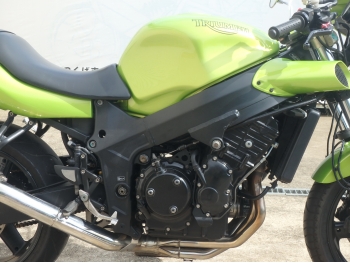     Triumph Speed Four 2003  18