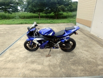     Yamaha YZF-R1 YZF1000 2002  12