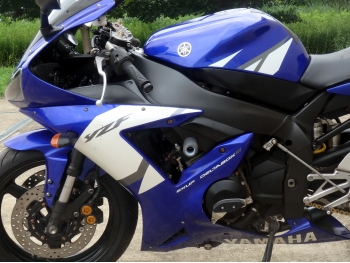     Yamaha YZF-R1 YZF1000 2002  15