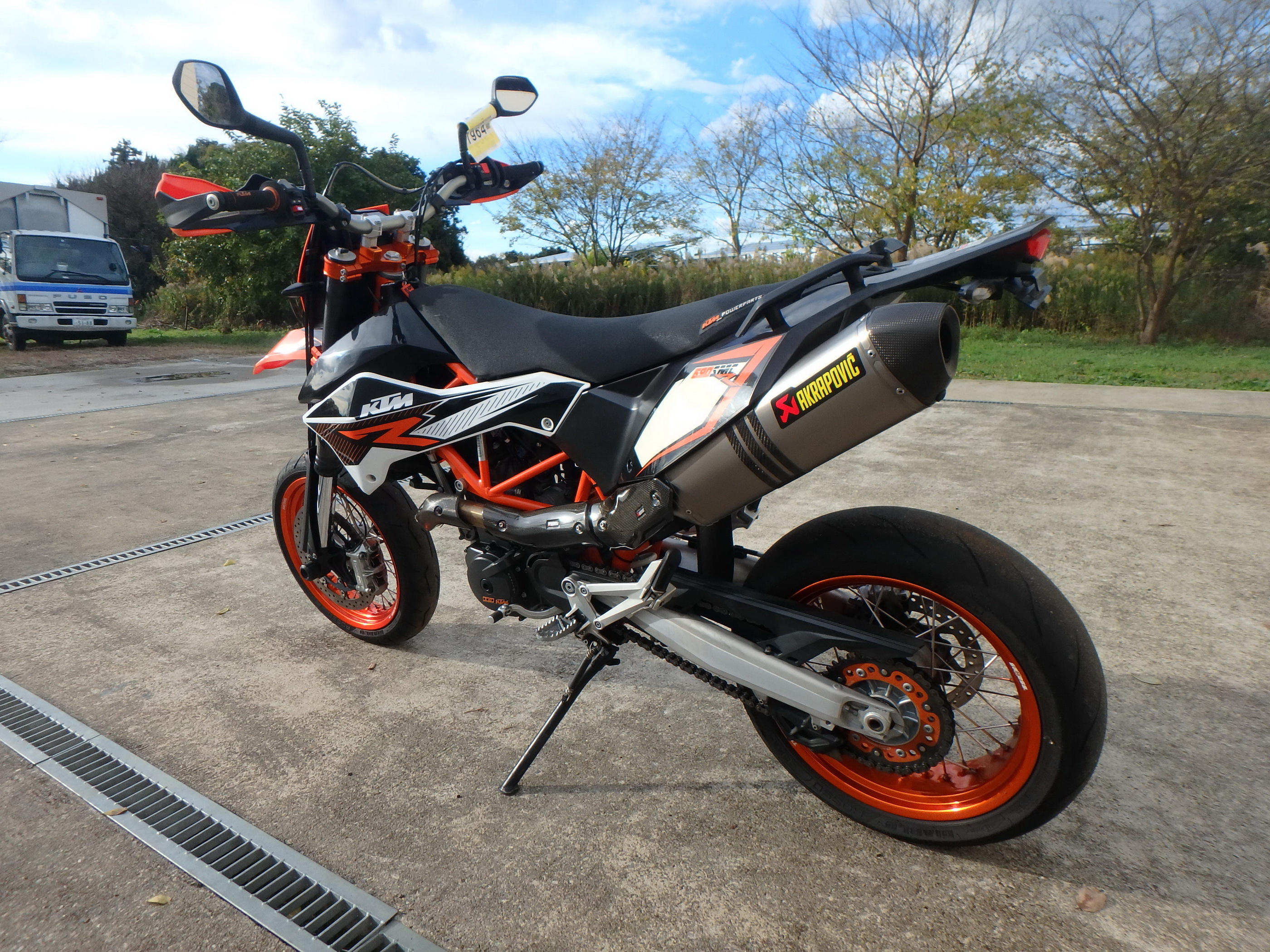 Купить мотоцикл KTM 690 SMC R 2013 фото 11