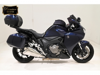     Honda VFR1200FD 2010  2