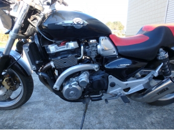 Заказать из Японии мотоцикл Honda X4 1998 фото 15