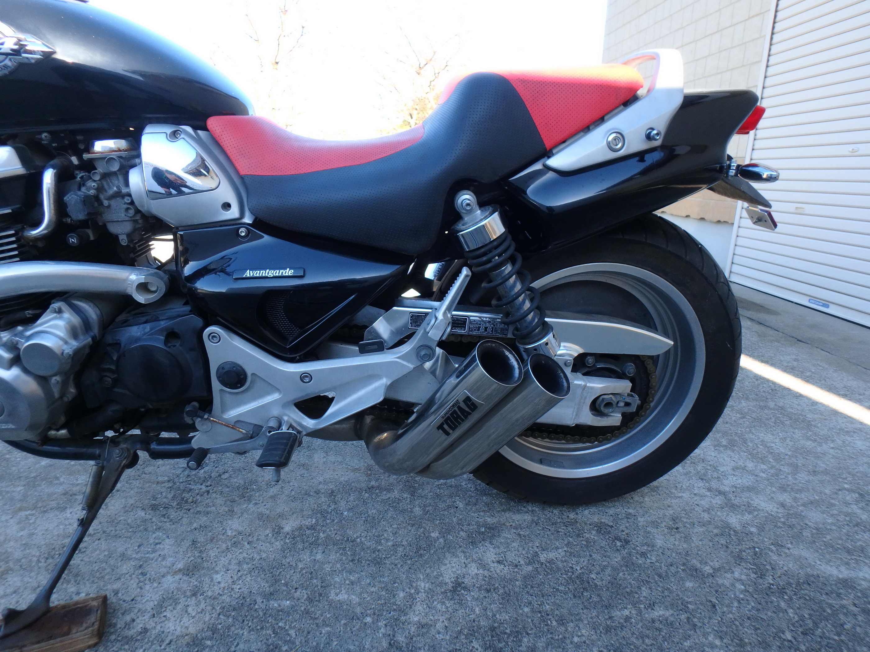 Купить мотоцикл Honda X4 1998 фото 16
