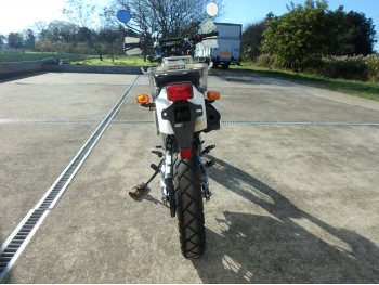     Honda XLR250R-3 1990  10