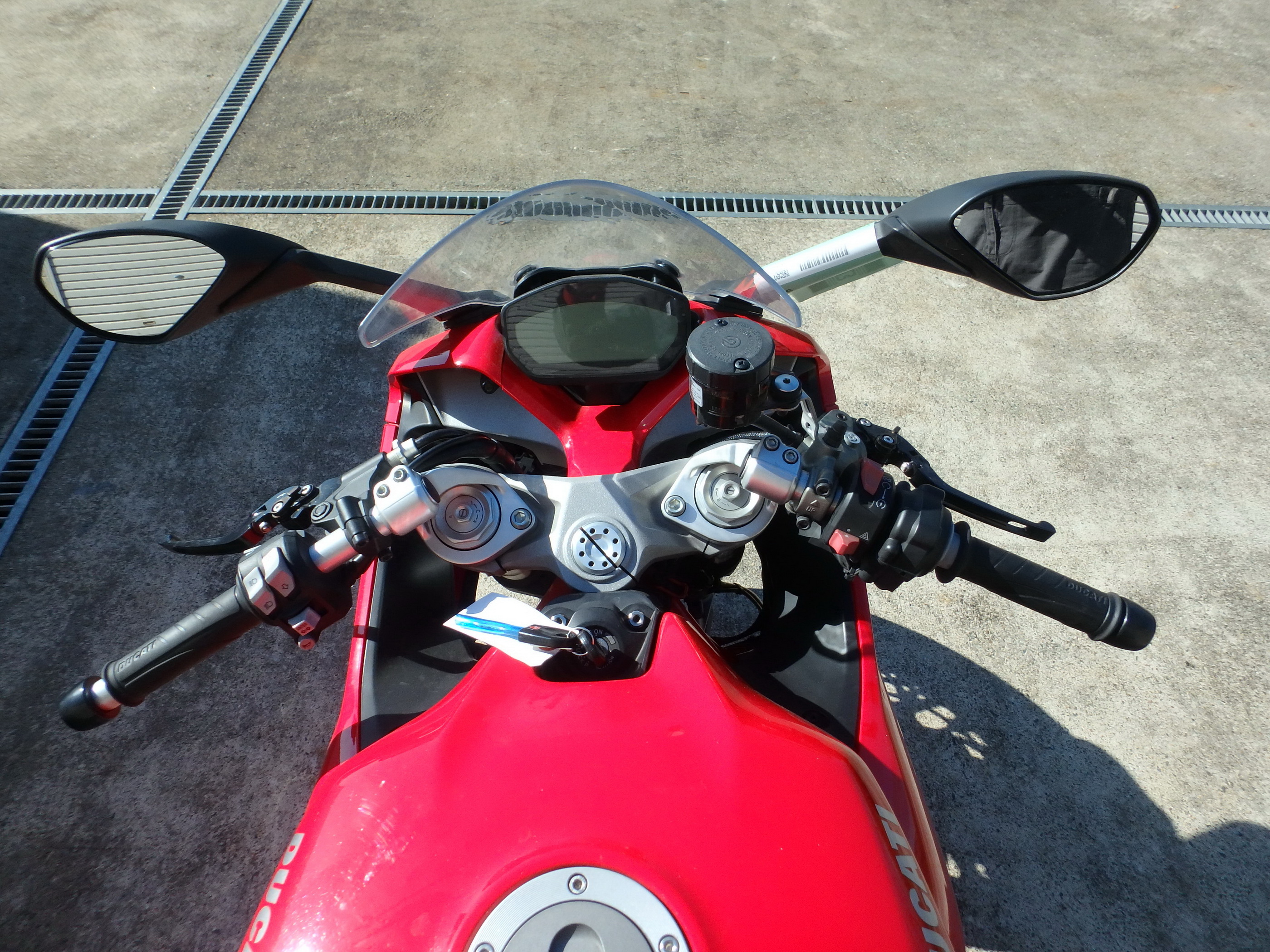 Купить мотоцикл Ducati SuperSport 937 SS937 2017 фото 21