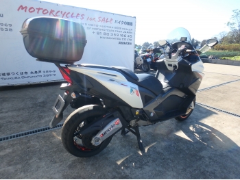 Заказать из Японии мотоцикл Aprilia SRV850 2013 фото 9