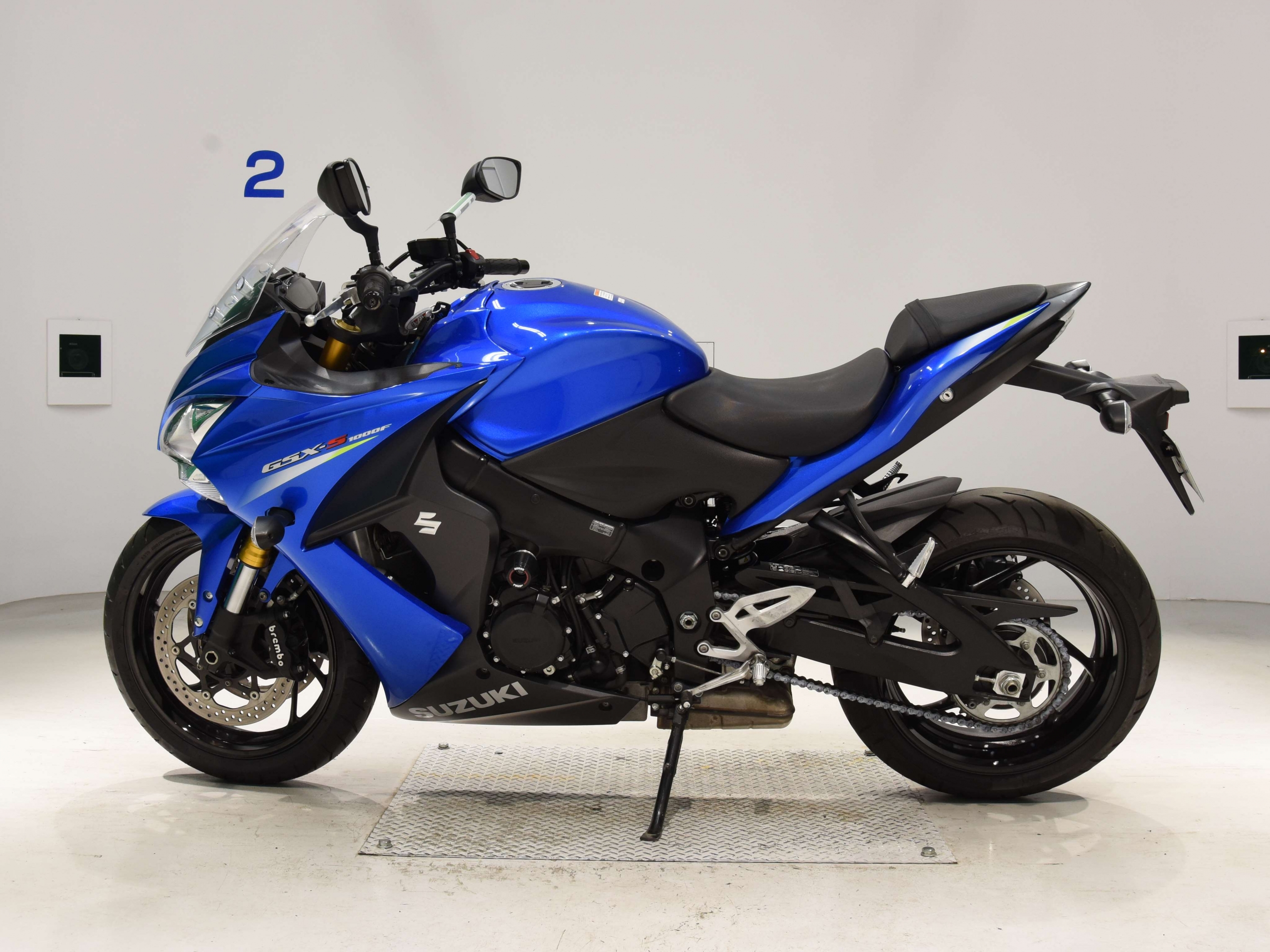 Купить мотоцикл Suzuki GSX-S1000F 2016 фото 2