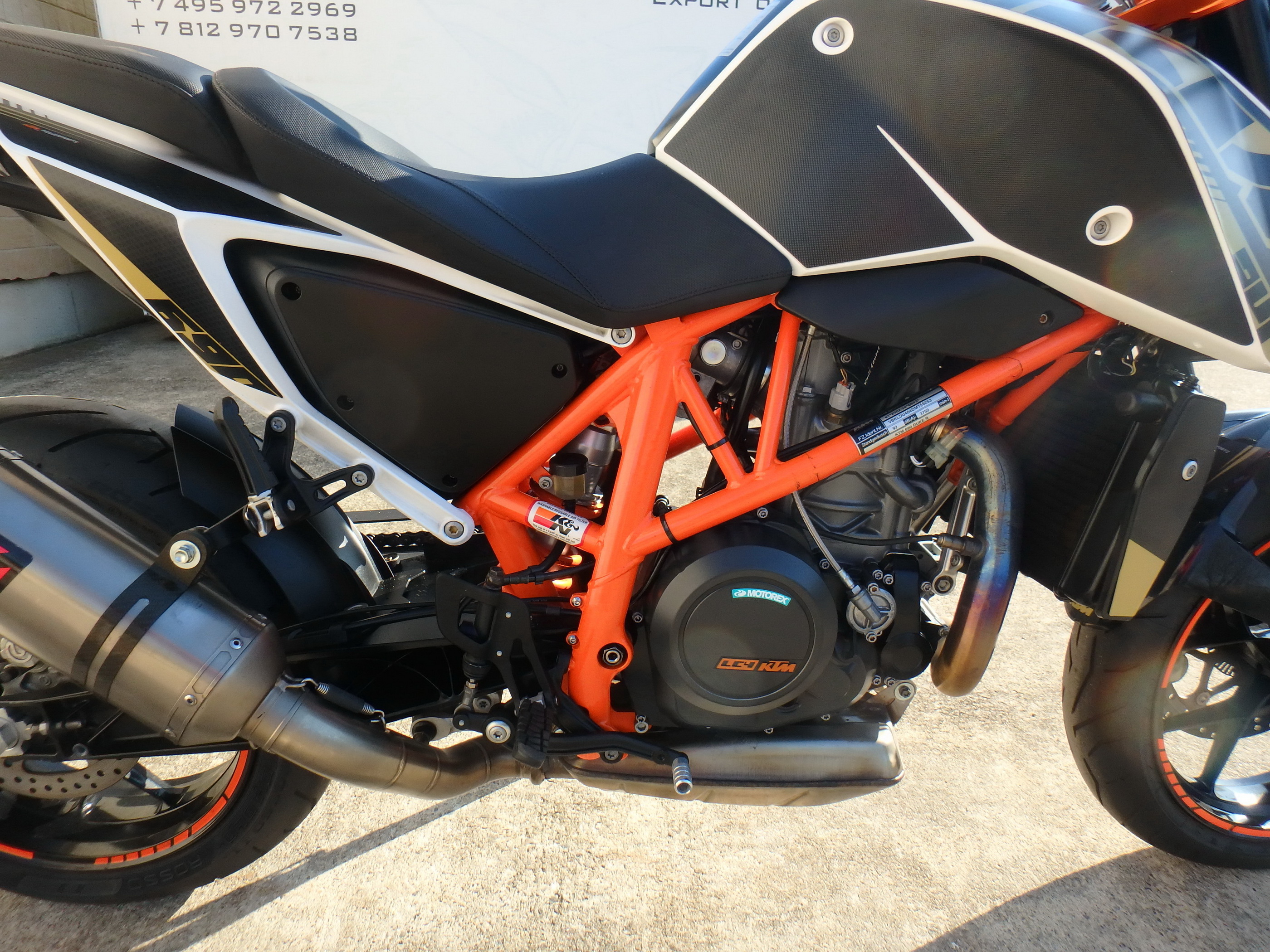Купить мотоцикл KTM 690 Duke R 2013 фото 17
