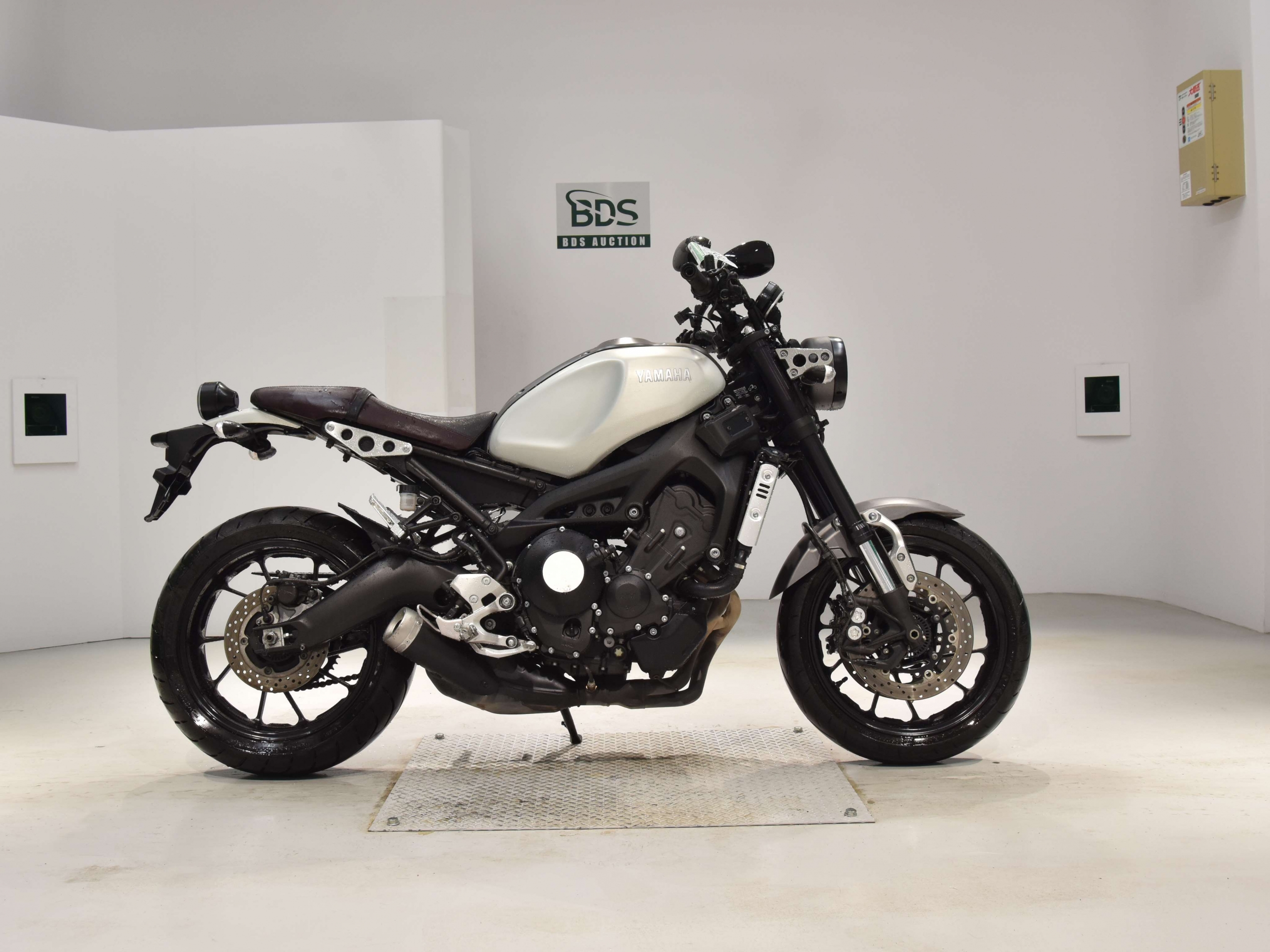 Купить мотоцикл Yamaha XSR900 2016 фото 2