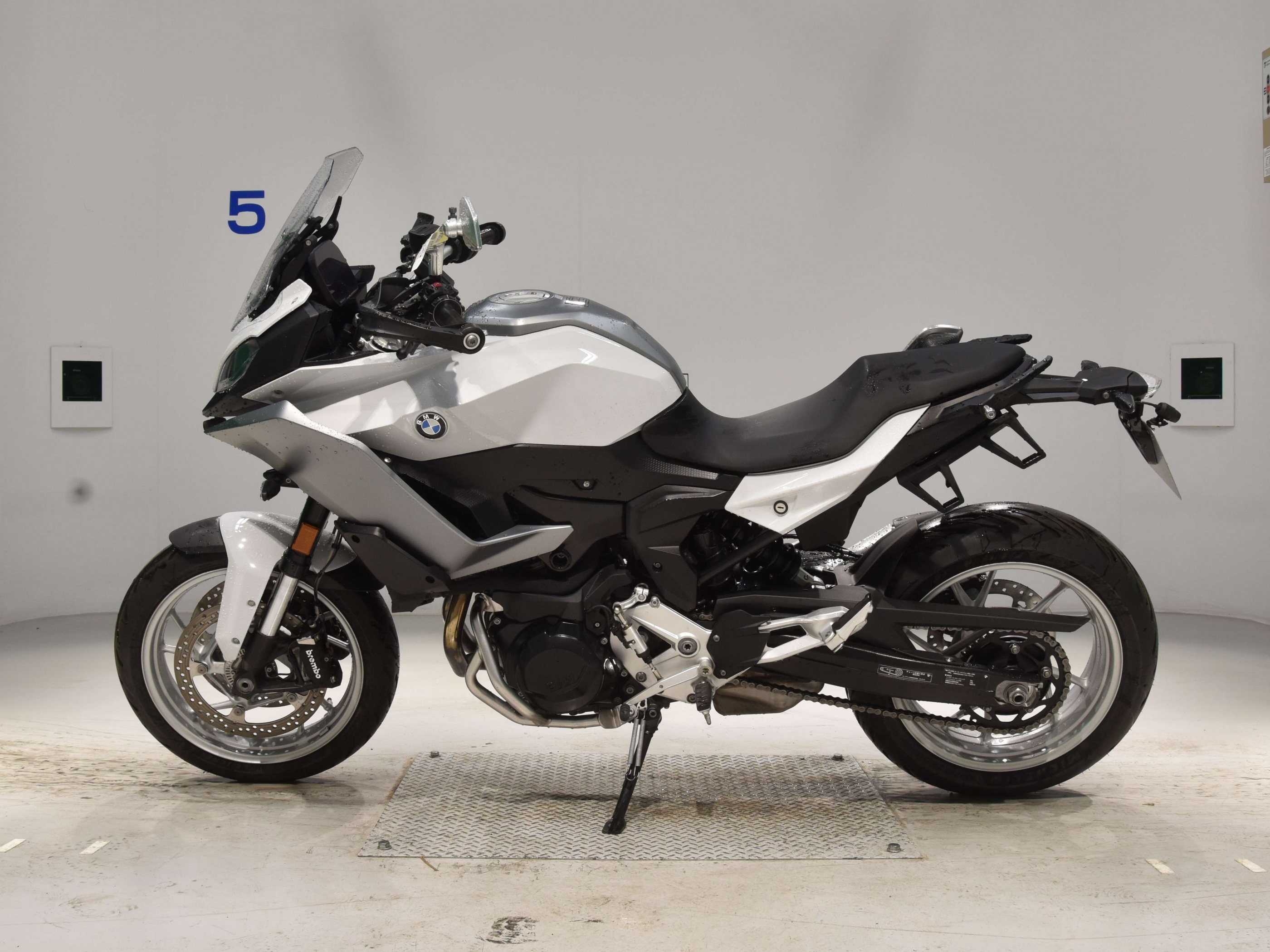 Купить мотоцикл BMW F900XR 2020 фото 1