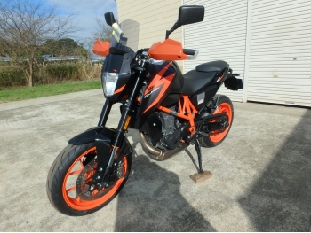     KTM 690 Duke R 2017  13