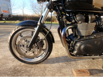 �������� �� ������ �������� Triumph Bonneville 2016 ���� 14