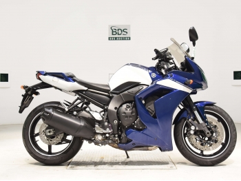     Yamaha FZ-1 Fazer GT 2011  2