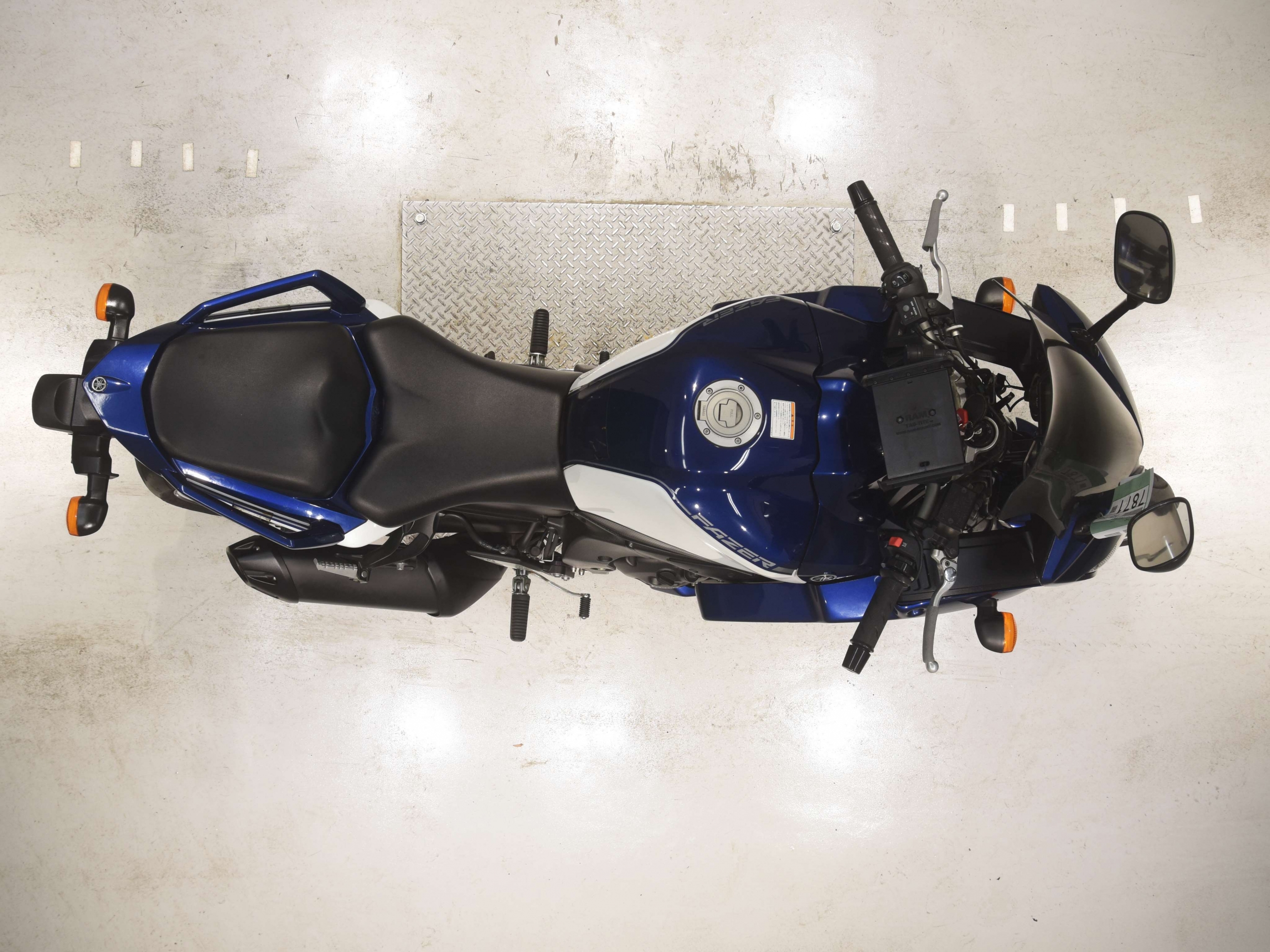 Купить мотоцикл Yamaha FZ-1 Fazer GT 2011 фото 3
