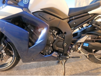     Yamaha FZ-1 Fazer GT 2011  15