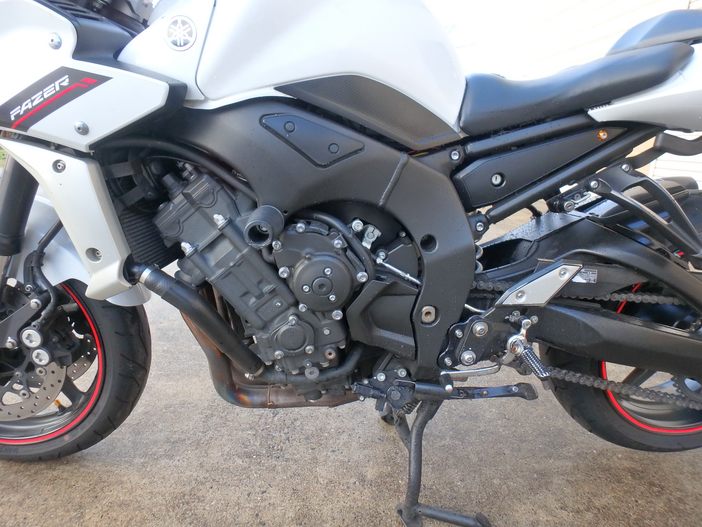 Купить мотоцикл Yamaha FZ-1 Fazer 2013 фото 15
