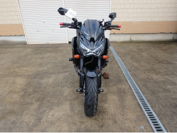     Kawasaki Z800 2013  6