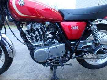     Yamaha SR400-4 2009  15