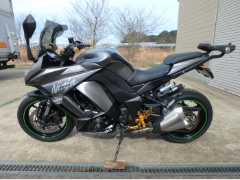     Kawasaki Ninja1000A 2014  12