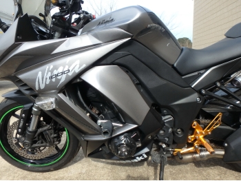     Kawasaki Ninja1000A 2014  15