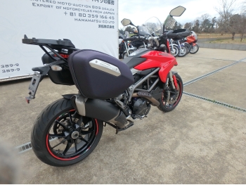    Ducati Hyperstrada820 2013  9