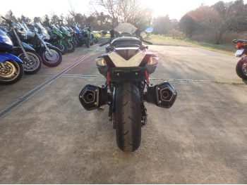     Kawasaki ZX-14A ZZR-1400A NINJA ZX-14 2015  9