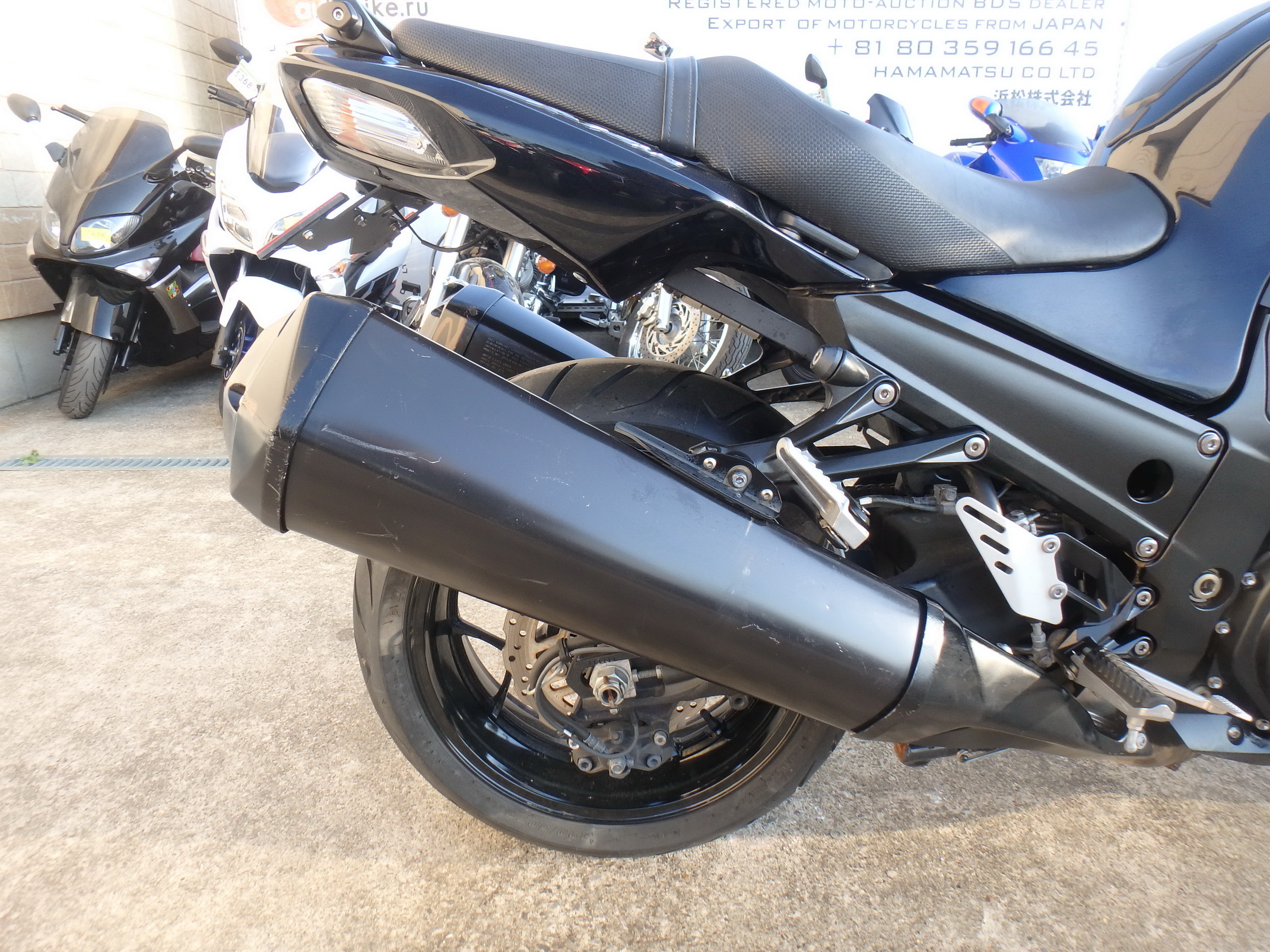 Kawasaki ZZR 1400 против Suzuki Hayabusa