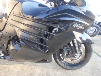     Kawasaki ZX-14A ZZR-1400A NINJA ZX-14 2015  18