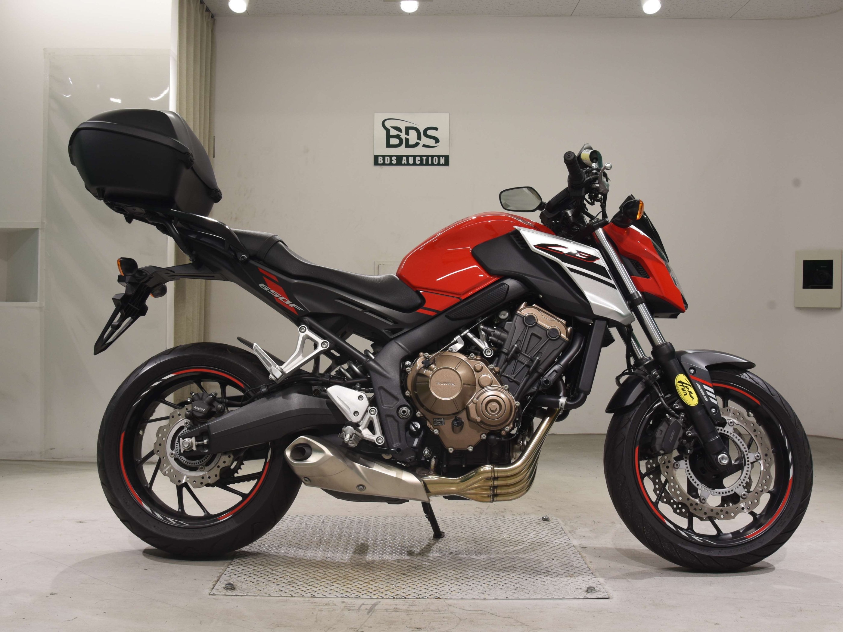 Honda cb650f 2017