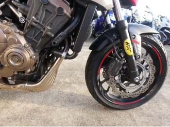 �������� �� ������ �������� Honda CB650F Hornet 2017 ���� 18