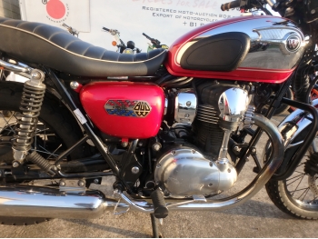     Kawasaki W800 Chrome Edition 2014  18